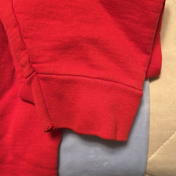 Fruit of the Loom red Christmas sweatshirt w/teddy bears and Christmas 🎄 tree - Picture 5 of 5